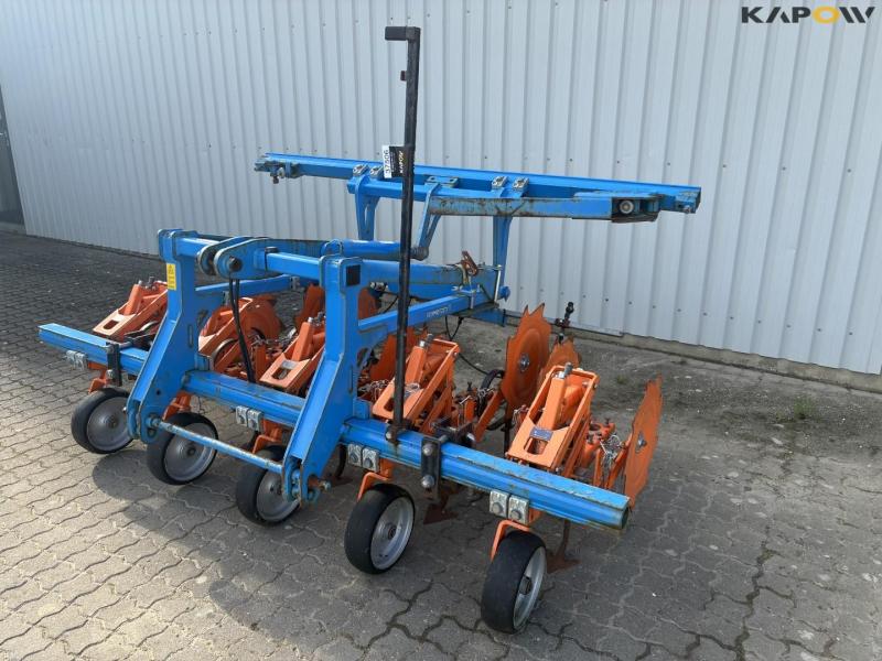 Schmotzer adjustable KPPH 6X50 row cleaner 1