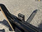 SE pallet forks with Volvo hitch 12