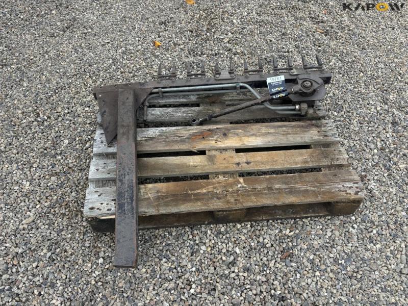 Side knife with oil 2