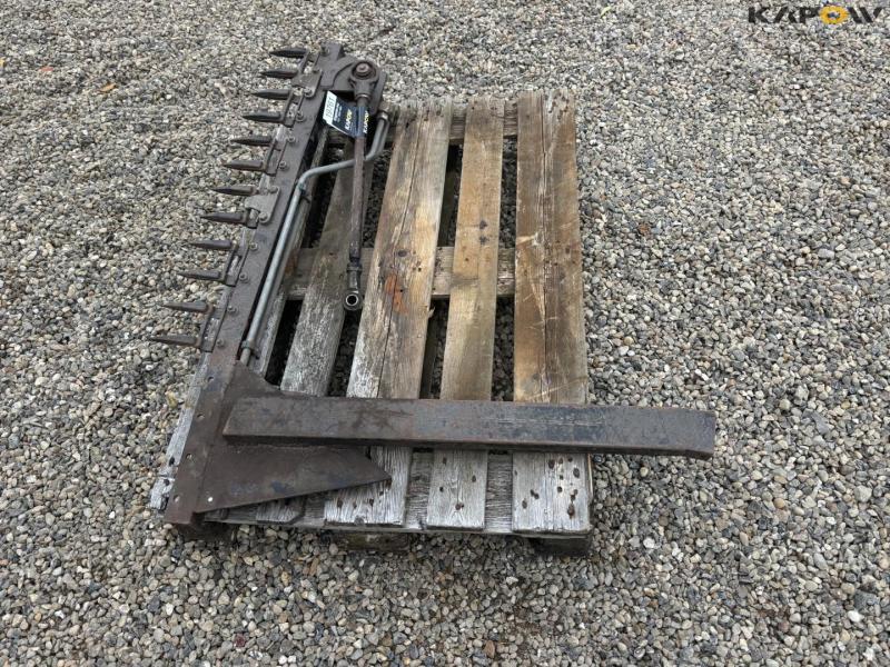 Side knife with oil 4