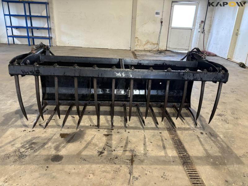 Silage grab with Euro hitch 14