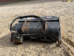 Sima S25 concrete mixer bucket with Weidermann hitch 6