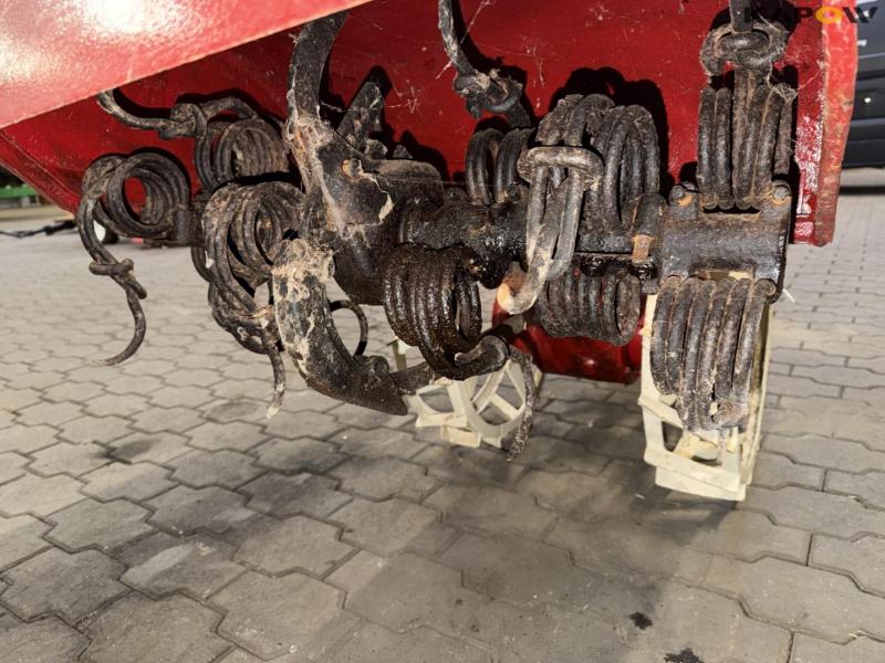 Simar 46 tool carrier with spring cutter 29