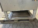Vehicle-mounted cabinet 7