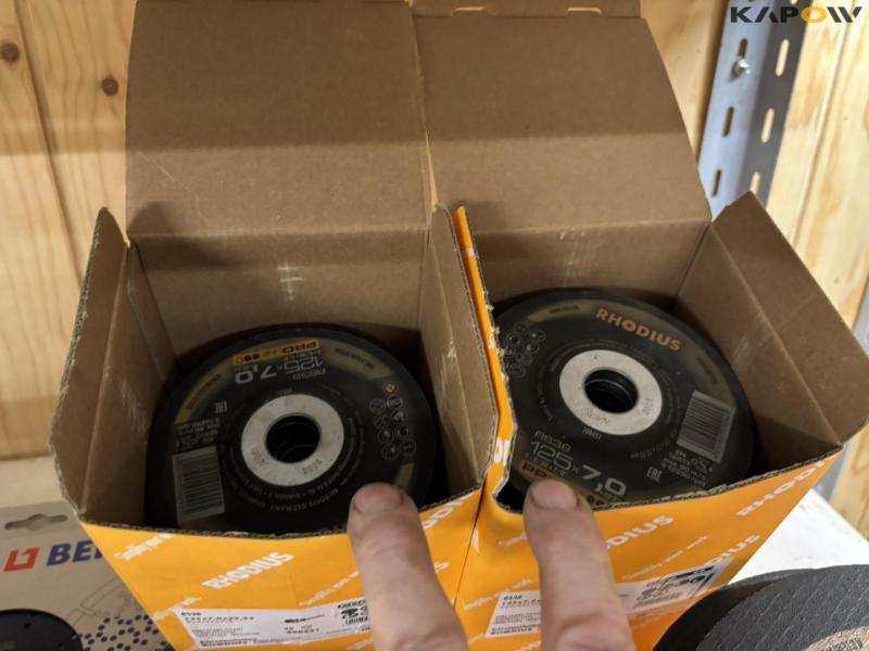 Cutting discs and drills 23