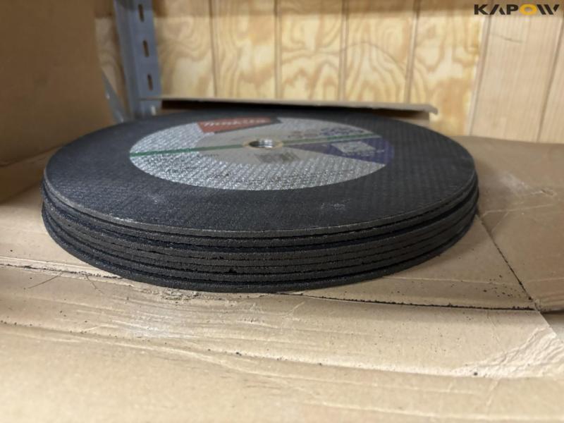 Cutting discs and drills 28