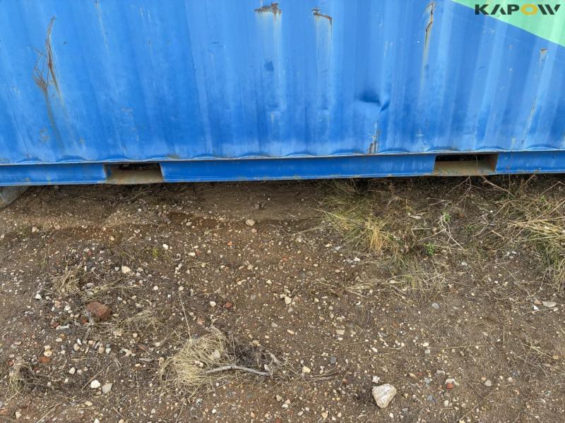 Shipping container - 20 feet 16