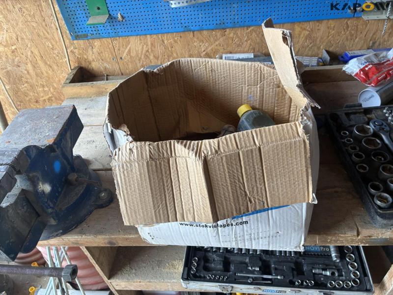 Shipping container - 20 feet 34