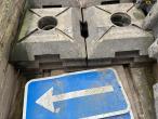 Sign bases and crossing ramps 17