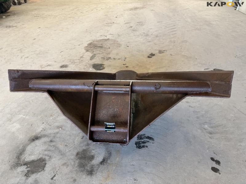 Bucket with Hydrema hitch 6