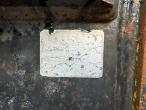 Bucket with S80 hitch 11