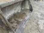 Bucket for quick hitch 13