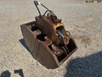 Bucket for crane with hydraulic rotor