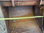 Buckets with Hydrema hitch - 2 pcs. 13