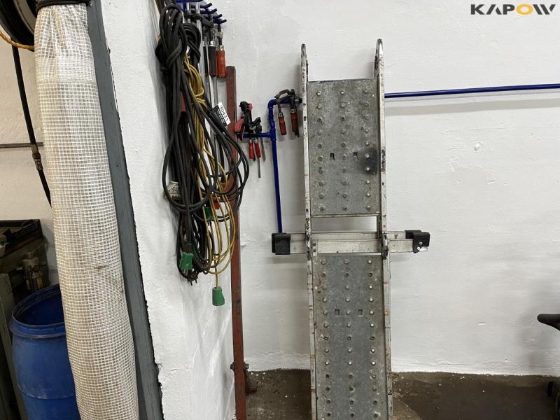 Vice/Wires/Ladders 2