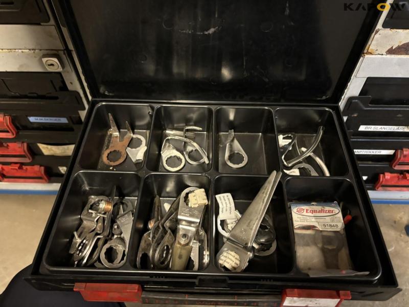 Drawer rack with miscellaneous items 44