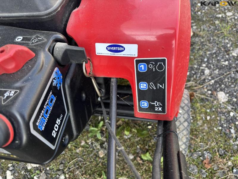 Snapper gasoline snowblower 14