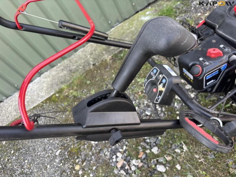 Snapper gasoline snowblower 17