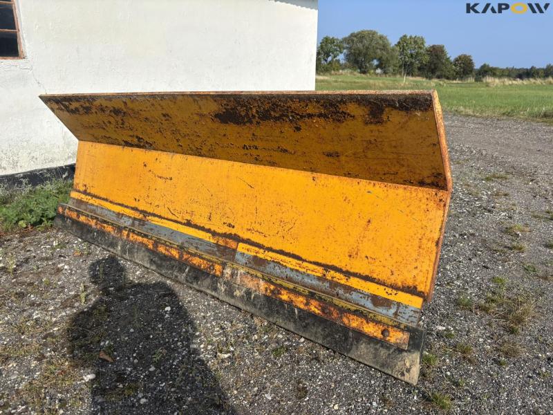 Snow plow 275 cm 1