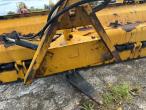 Snowplow hydraulically swiveling 25