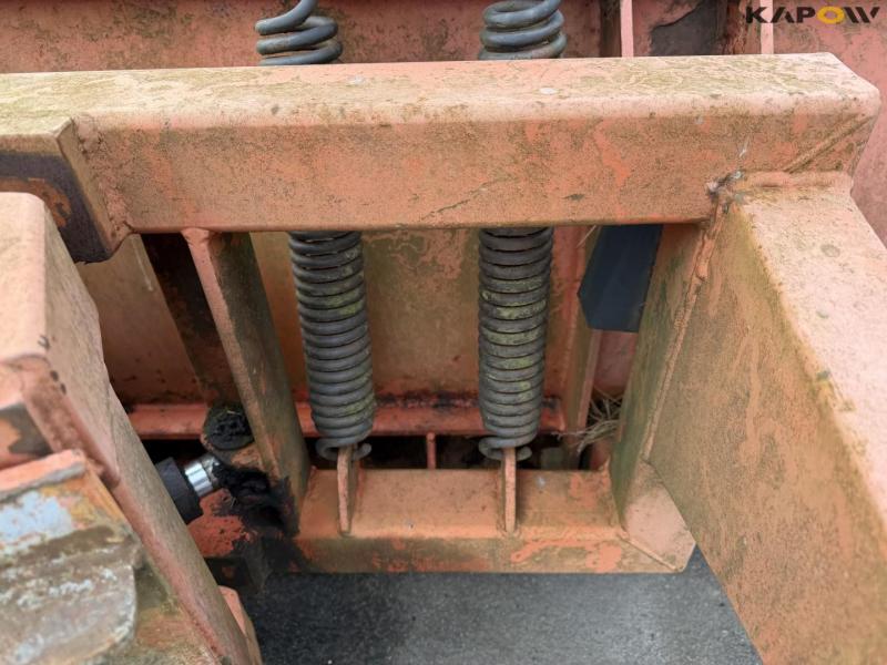 Snowplow with three-point hitch A-frame 16