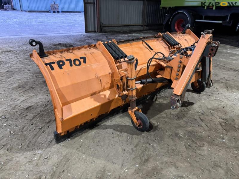 Snowplow with A-frame - 3 meters 7