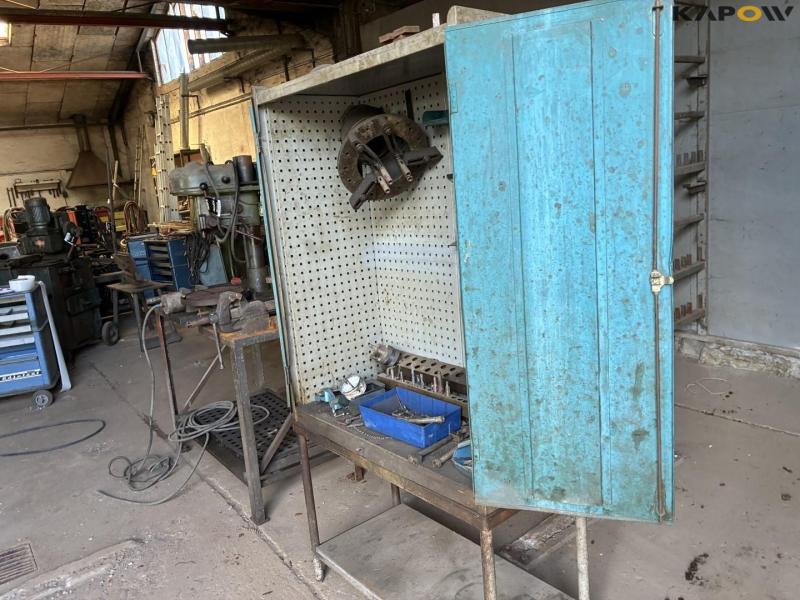 Column table machine with accessories and table 6