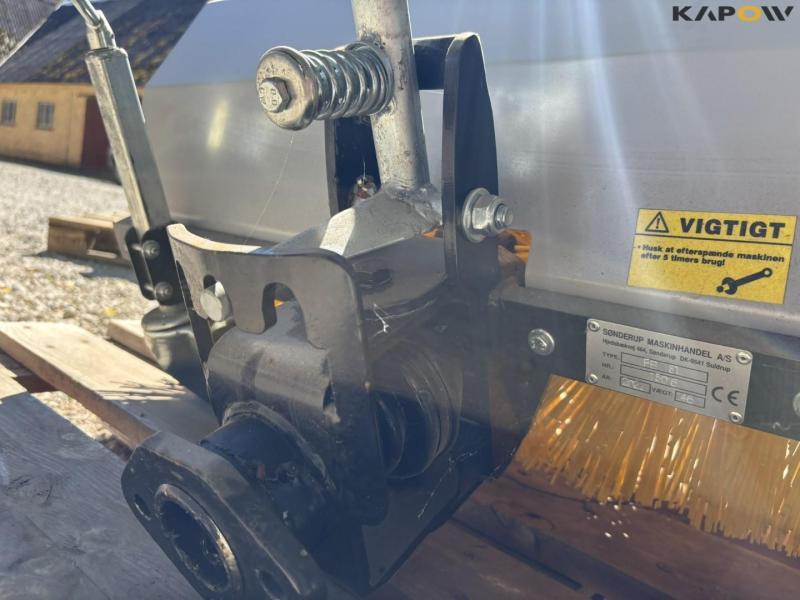 Ferrari FB81 sweeper 14