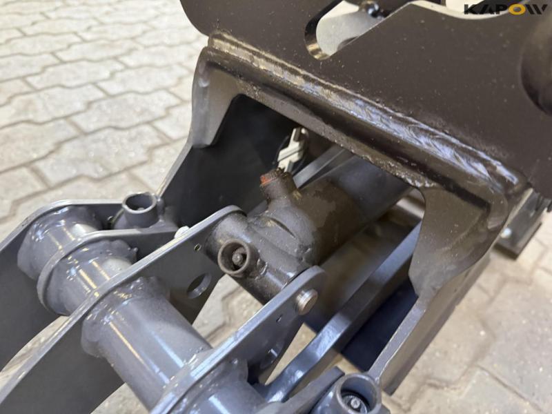 Sorter grab with S30 hitch 10