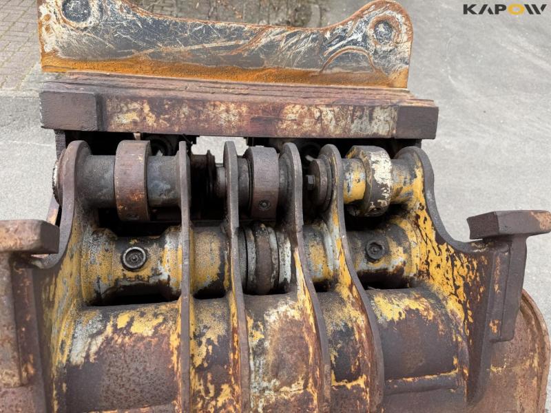 Sorter grab with S70 hitch 9