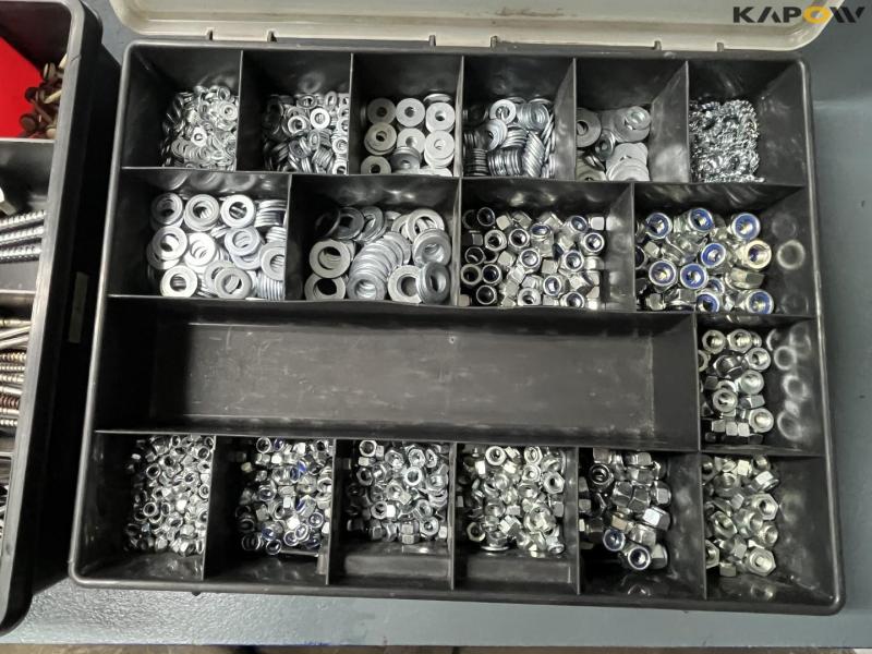 Assortment boxes 19