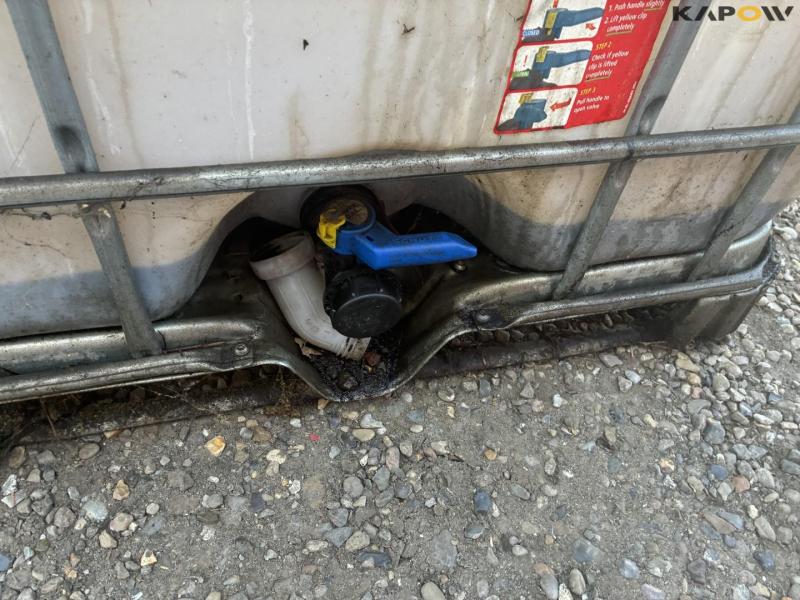 Waste oil equipment with pump 20