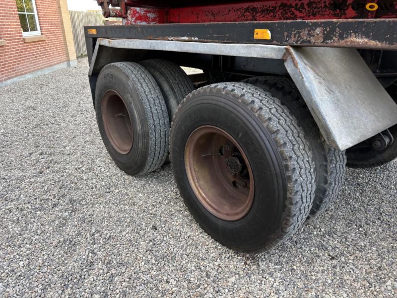 Spragelse high-dump truck 36