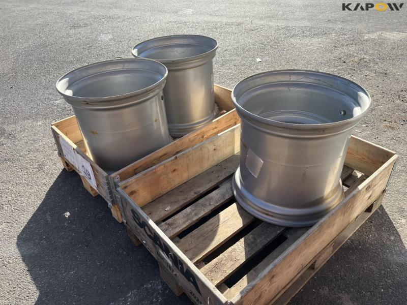 Steel rim 20x22.5 7
