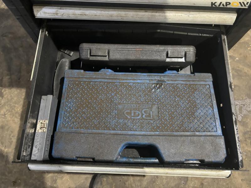 Stahl Mayer Workshop trolley with contents 14