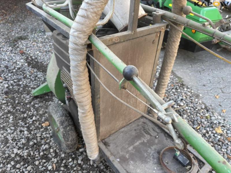 Stama leaf blower 18