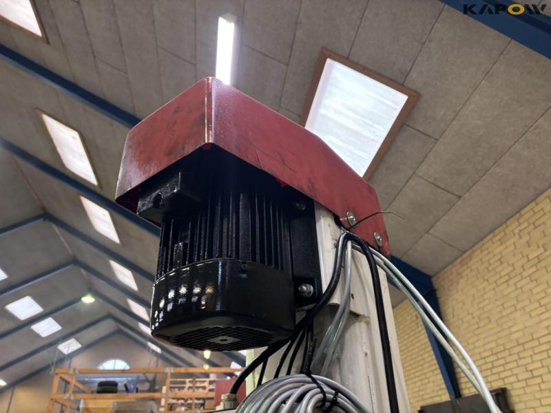 Stenhøj 2-post car lift 15