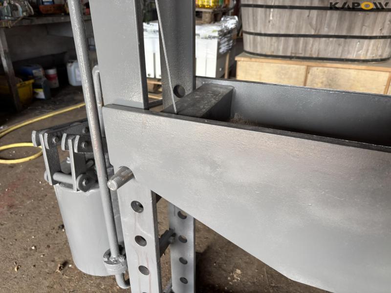 Stenhøj 40 ton presses 26