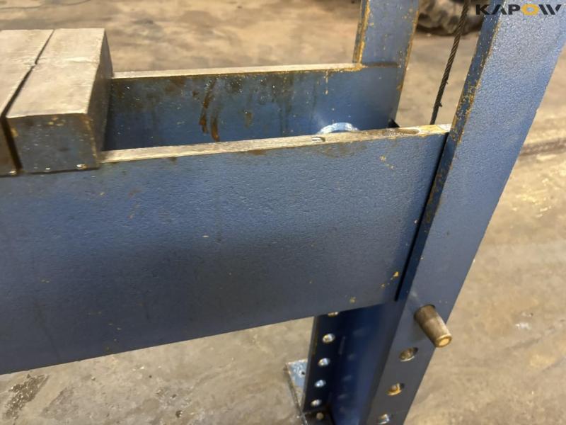 Stenhøj 40ton presses 22