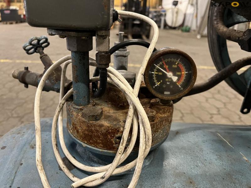 Stenhøj compressor 15