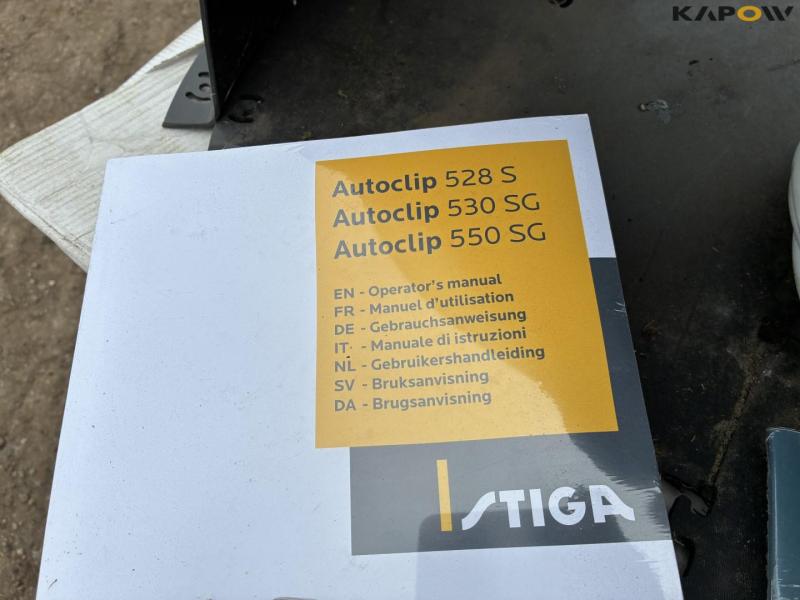 Stiga Autoclip 530 SG robotic lawnmower 19