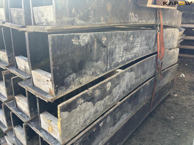 Wooden formwork 14