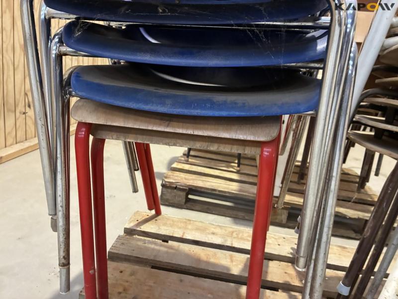 Chairs and a folding table 13