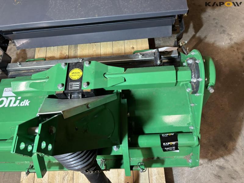 Stone Burrier SB-125 stone laying cutter 18
