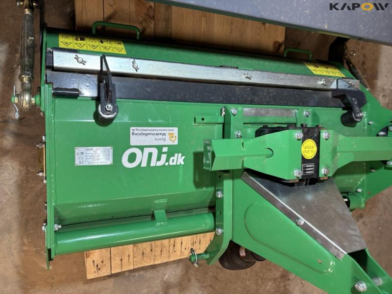 Stone Burrier SB-125 stone laying cutter 23