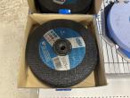 Large batch of drills, cutting discs and miscellaneous 30