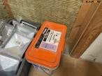 Large batch of screws 26
