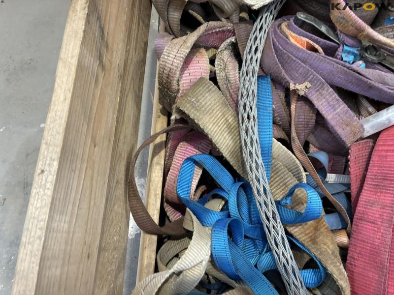 Straps/Lashings and ropes 8