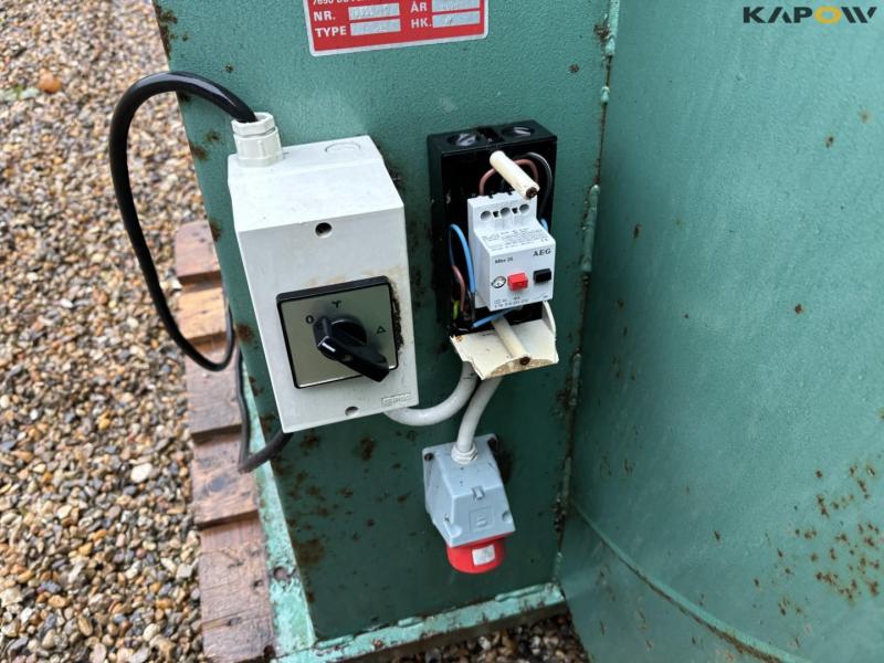 Super heat fan for grain drying 17