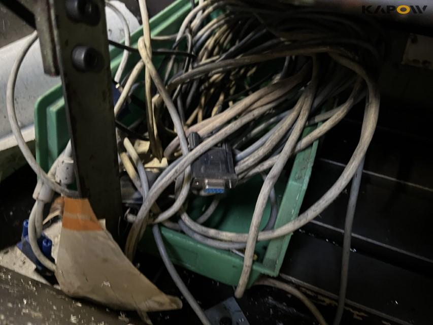 Supermax CNC machining center 13